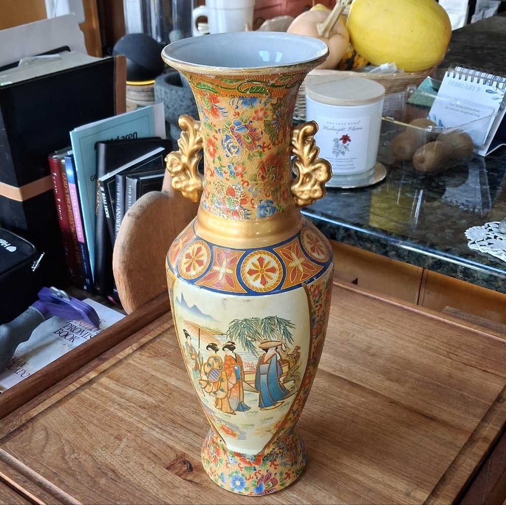 Vintage Asian-Style Decorative Vase – Multicolor/Gold – 15” Tall